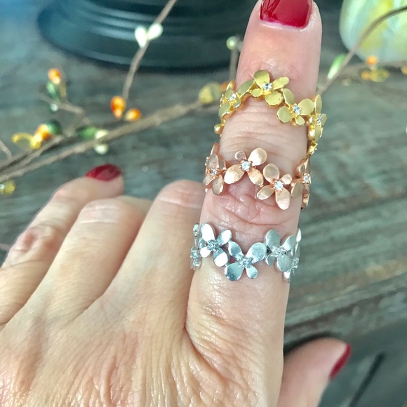 3 (Yellow, White, Rose Gold) Rings - Picture 2 of 4
